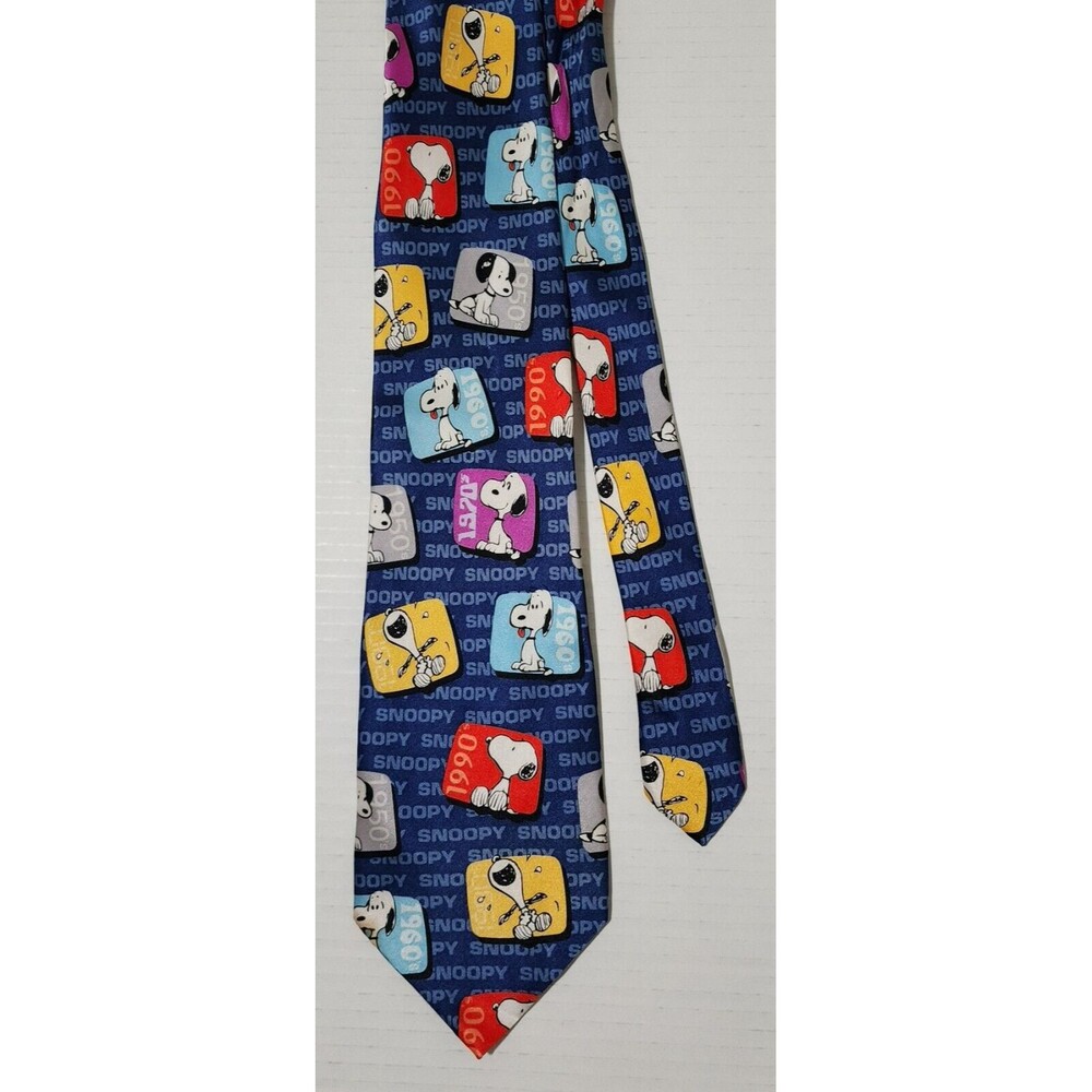Peanuts by Schull Mens Snoopy Handmade Silk Tie Navy Blue Multicolor All Decades